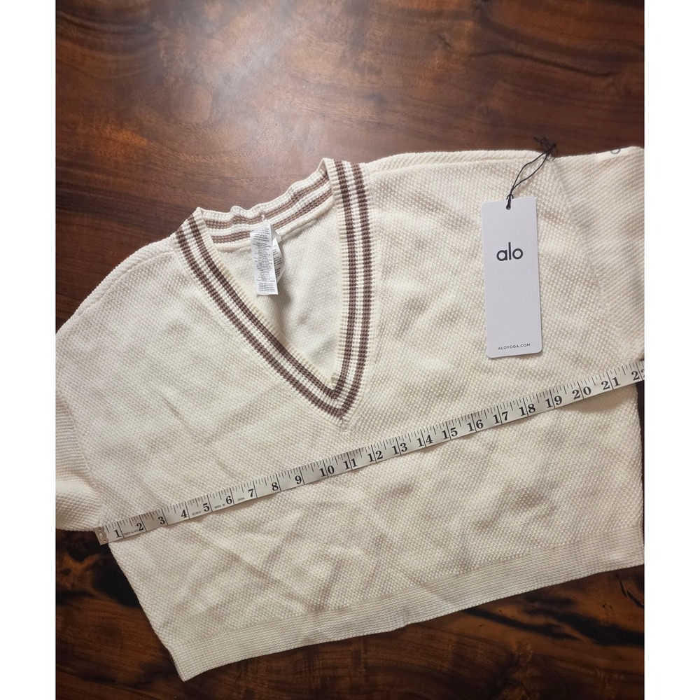 Alo Yoga SET Varsity Tennis Club Pullover Sweater Sz XS and Skirt SZ S SET! - Picture 10 of 12